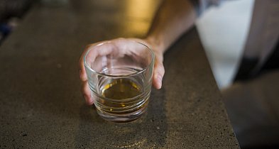 Wyższa „renta alkoholowa” w 2026 roku. Tyle naprawdę trafia na konto