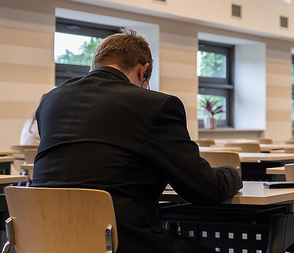 Zmiany w przepisach o wynagrodzeniach. Zapłacą za gotowość do pracy-14652