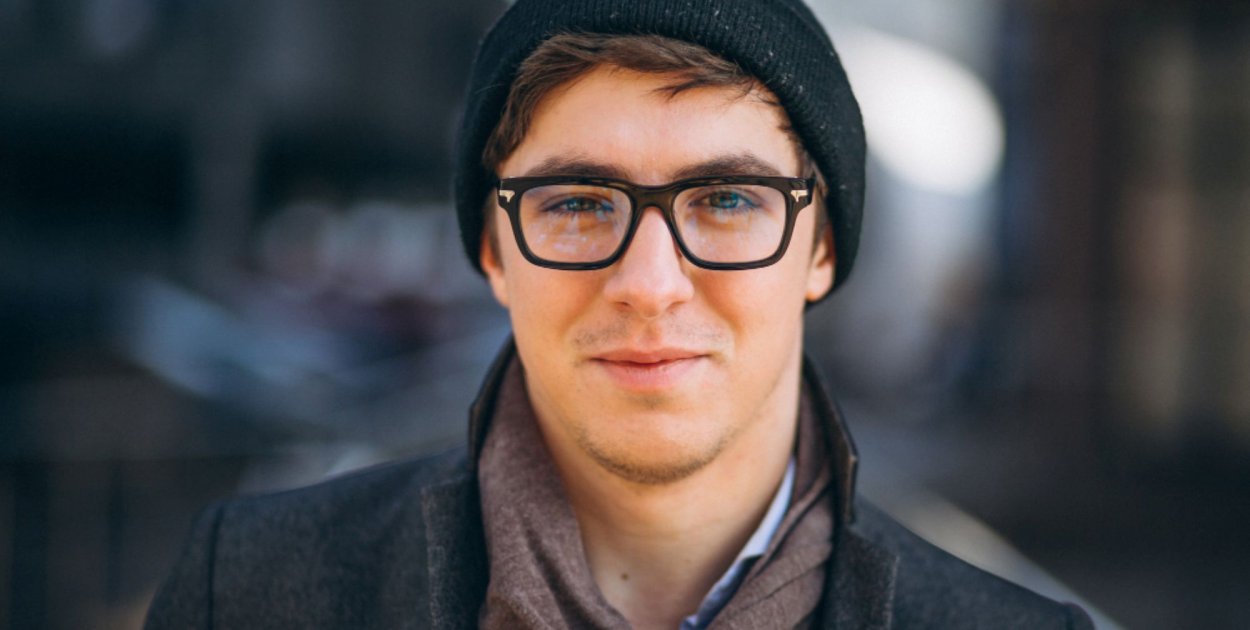 Dlaczego profesjonalny portret na LinkedIn to Twoja najlepsza wizytówka?