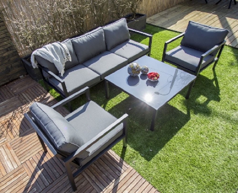 Fot. Zestaw wypoczynkowy sofa fotele Antibes z aluminium Ogrodowysalon.pl